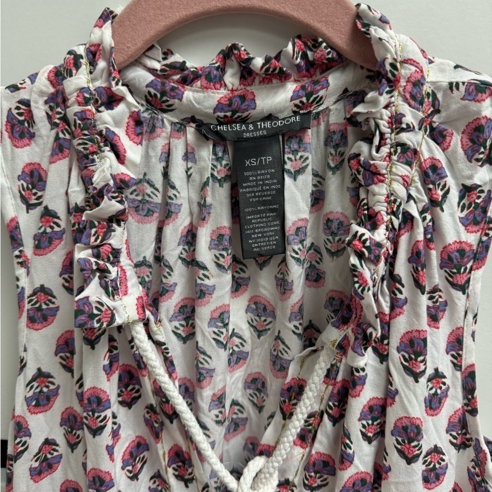 CHELSEA & THEODORE Floral Paisley Split Neck Red Pink Tiered Maxi Dress Size XS - Picture 6 of 9